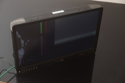 SmallHD 2403 Full HD 24'' Studio Production LCD Monitor Broken screen, for parts