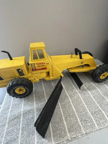 Tonka Turbo Diesel Metal Road Grader with Sling Blade