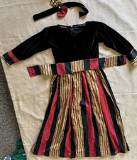 Traditional Velvet Dress With Belt And Bow 
