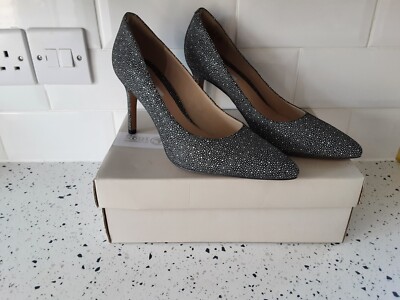 Dinah Keer Clarks Black/White Leather Heels Size UK