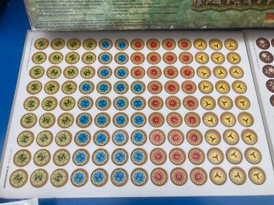 Lot DEMONWORLD Asmodee : 76 Figurines + Supplément Ishtak, Occasion