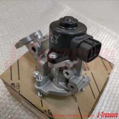 TOYOTA PRIUS AURIS COROLLA NOAH LEXUS CT200h Genuine EGR Valve