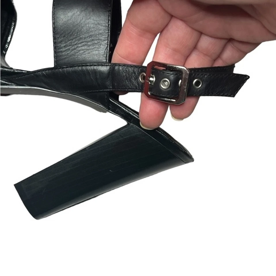 Sandálias plataforma Charles by Charles David pretas boho - Imagem 2 de 4