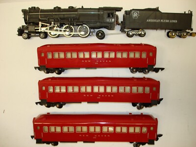 312 American Flyer Penn K-5 Locomotive + 3 Red NH Passenger Cars [Lot 10-S58]
