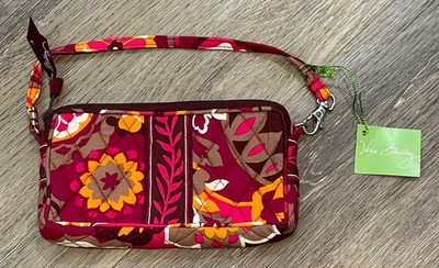 NEW Vera Bradley Carnaby Wristlet Retired clutch