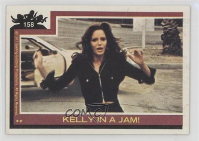 1977 Topps Charlie's Angels Jaclyn Smith Kelly Garrett in a Jam! (Two Stars) 0a2