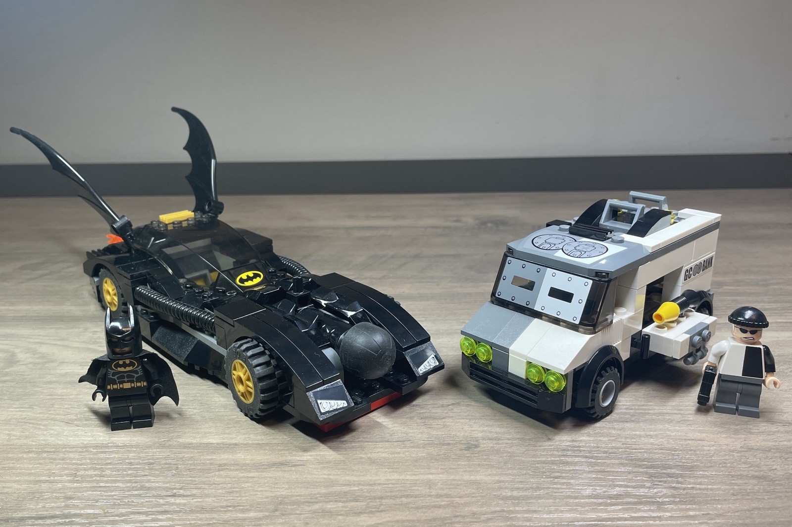 LEGO Batman: The Batmobile: Two-Face's Escape 7781 Vehicles + Batman & Henchman