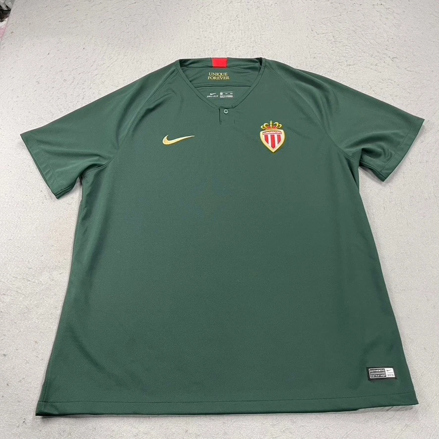 L’AS Monaco sort un nouveau maillot vintage