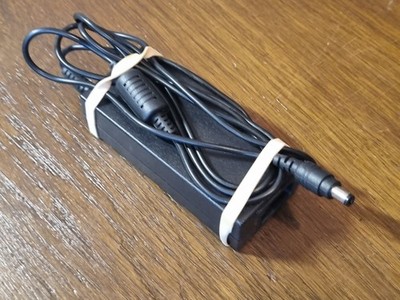 Netzteil 12V 3,33A 40W LiteOn PA-1041-71 5,3 x 2,2mm x 9,0mm C13. Original LiteOn 12V