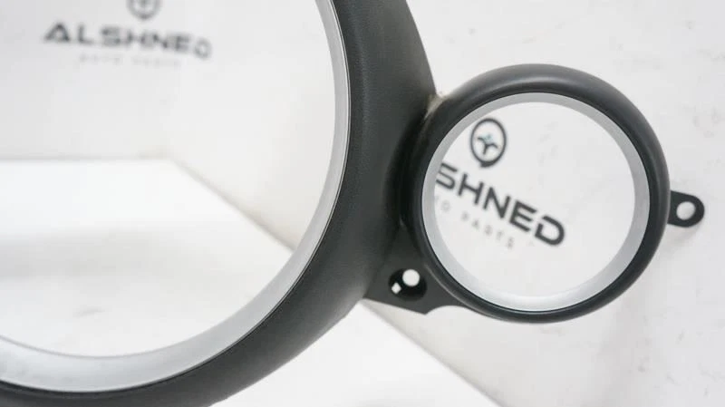 2009 Mini Cooper medidor de velocímetro acabamento cluster moldura painel de ventilação RG24050400 FABRICANTE DE EQUIPAMENTO ORIGINAL - Imagem 3 de 4