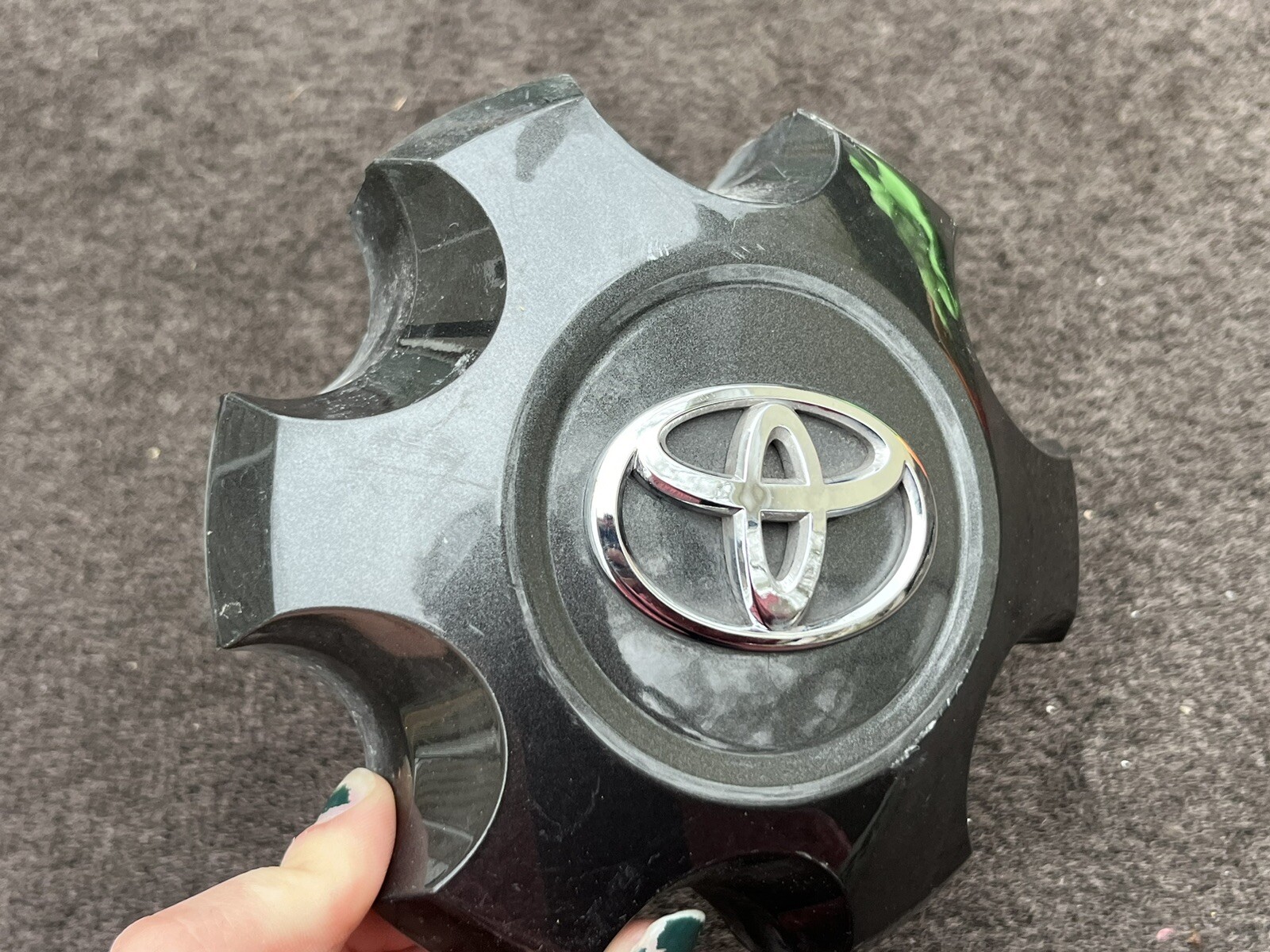 16 17 18 19 Toyota Tacoma TRD Alloy Wheel Charcoal Center Cap 4260B-04060