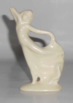VINTAGE Caliente Pottery Matte White #400 Female Dancer Figurine