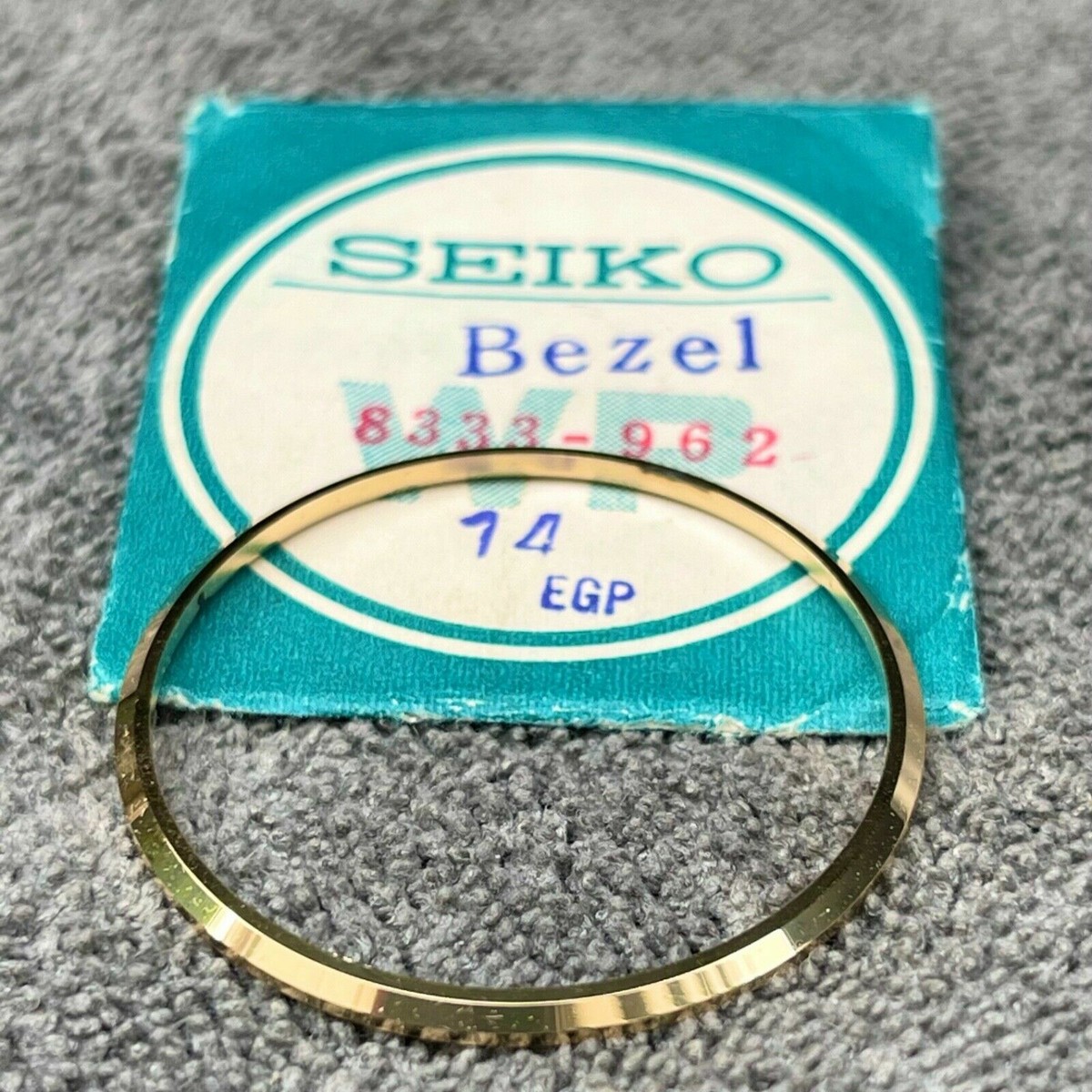 NEW OLD STOCK GENUINE BEZEL FOR VINTAGE SEIKO 5 SPORTSMATIC 6619