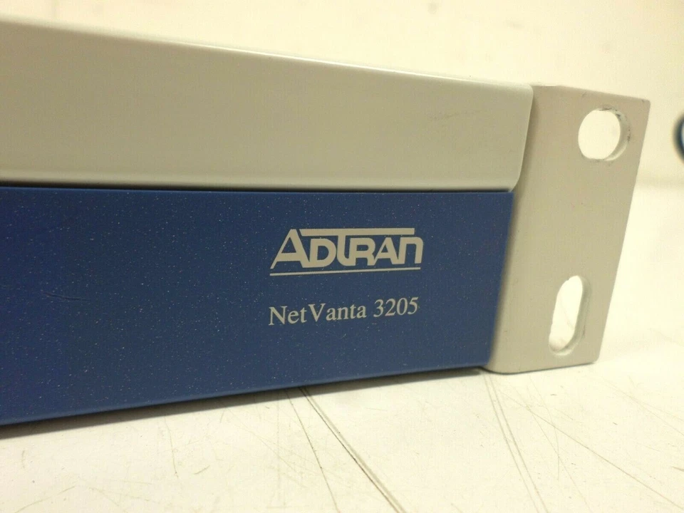 ADTRAN NetVanta 3205 - router - DSL modem - rack-mountable | 1200870L1 - Image 3 of 4
