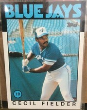 1986 TOPPS #386 CECIL FIELDER Rookie Card Toronto Blue Jays NM+ RC centered