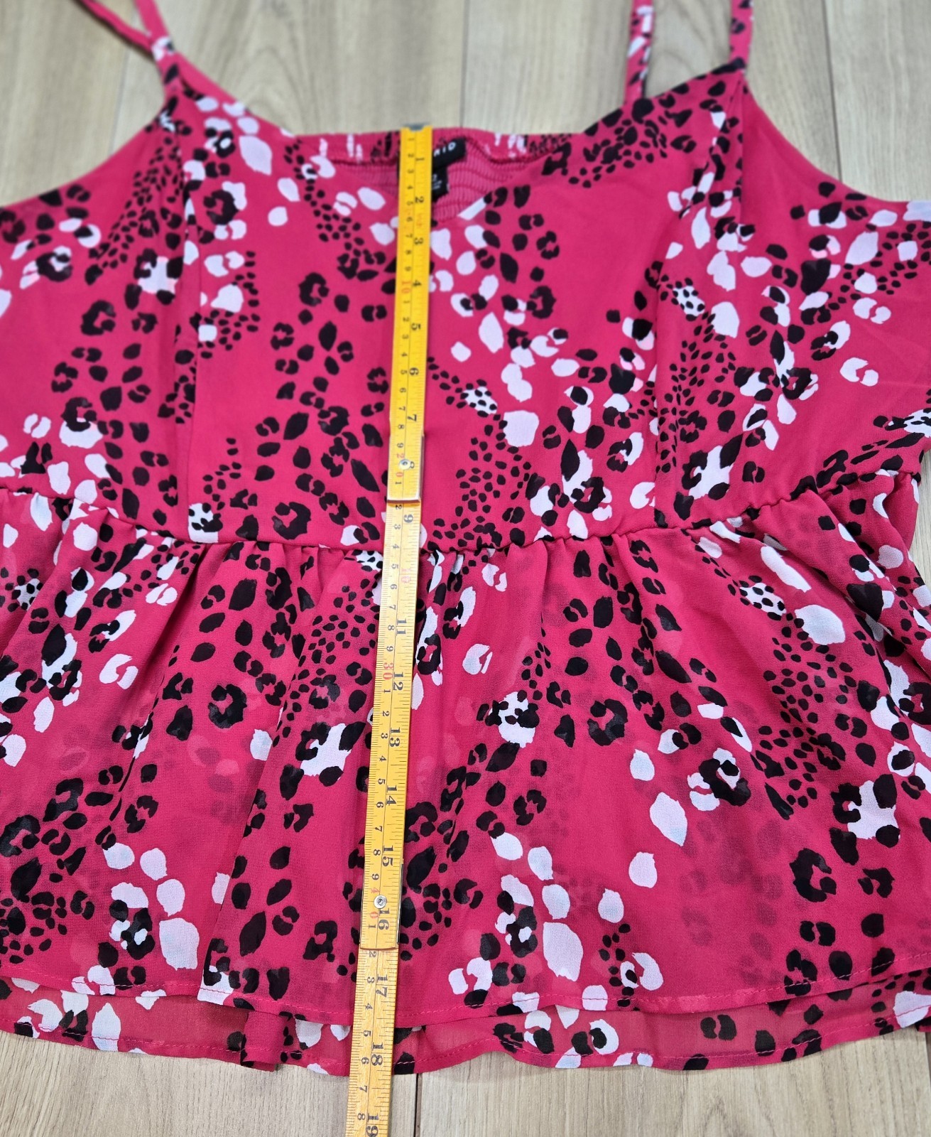 Torrid Printed Adjustable Spaghetti Strap Blouse … - image 5