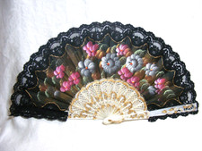 Vintage Hand Fan White Plastic w/Gold Accents Pink  Grey Floral Design F-2