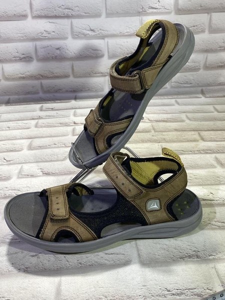 Men Clarks Sandals Brown Leather 41.5