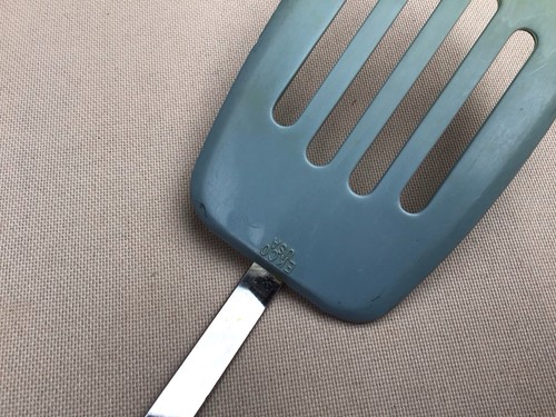Vintage Ekco Short Small Blue Nylon Plastic Slotted Spatula Flipper USA 10” - Picture 4 of 6