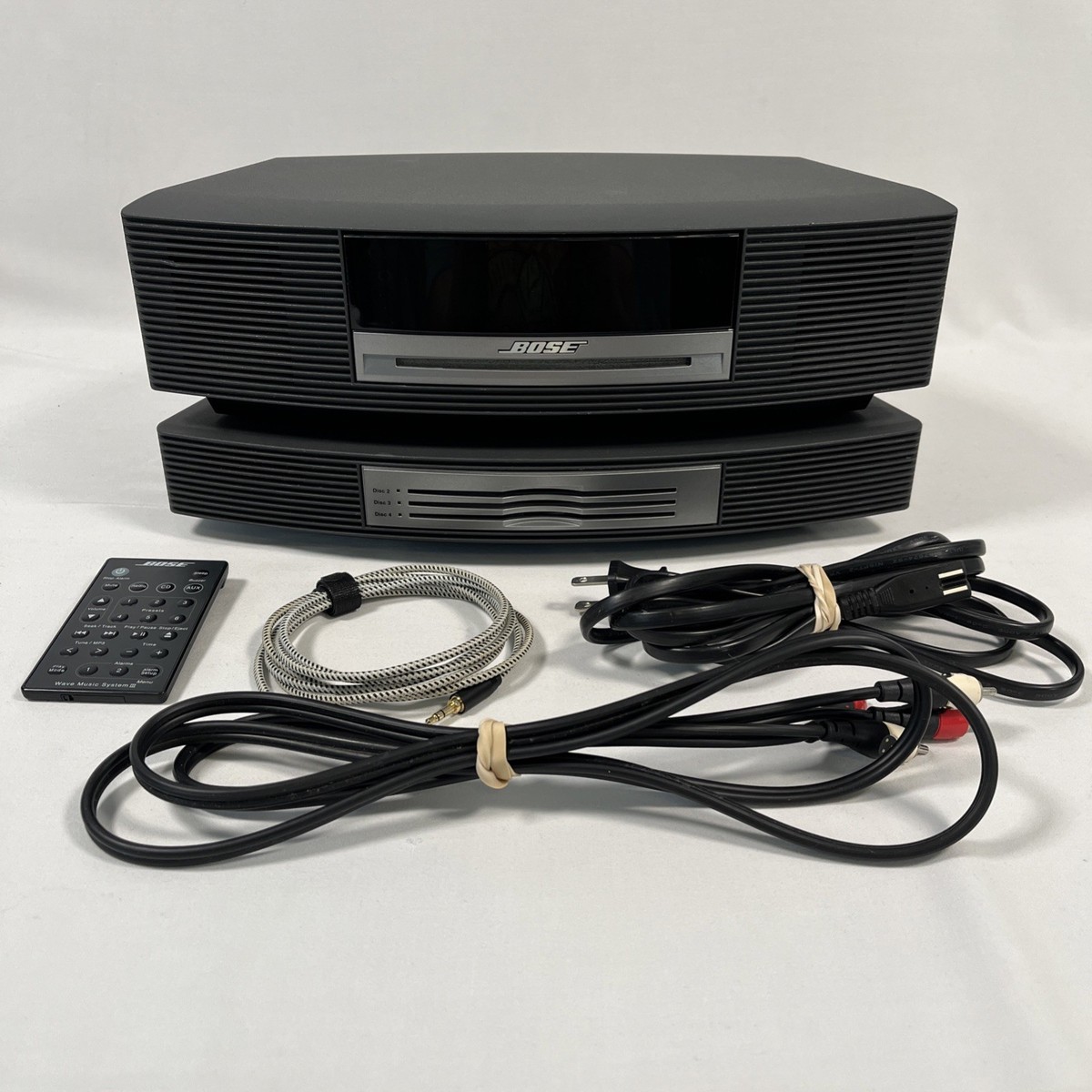 Bose Wave Music System With REMOTE AM/FM Radio/CD w/3 Disc Multi