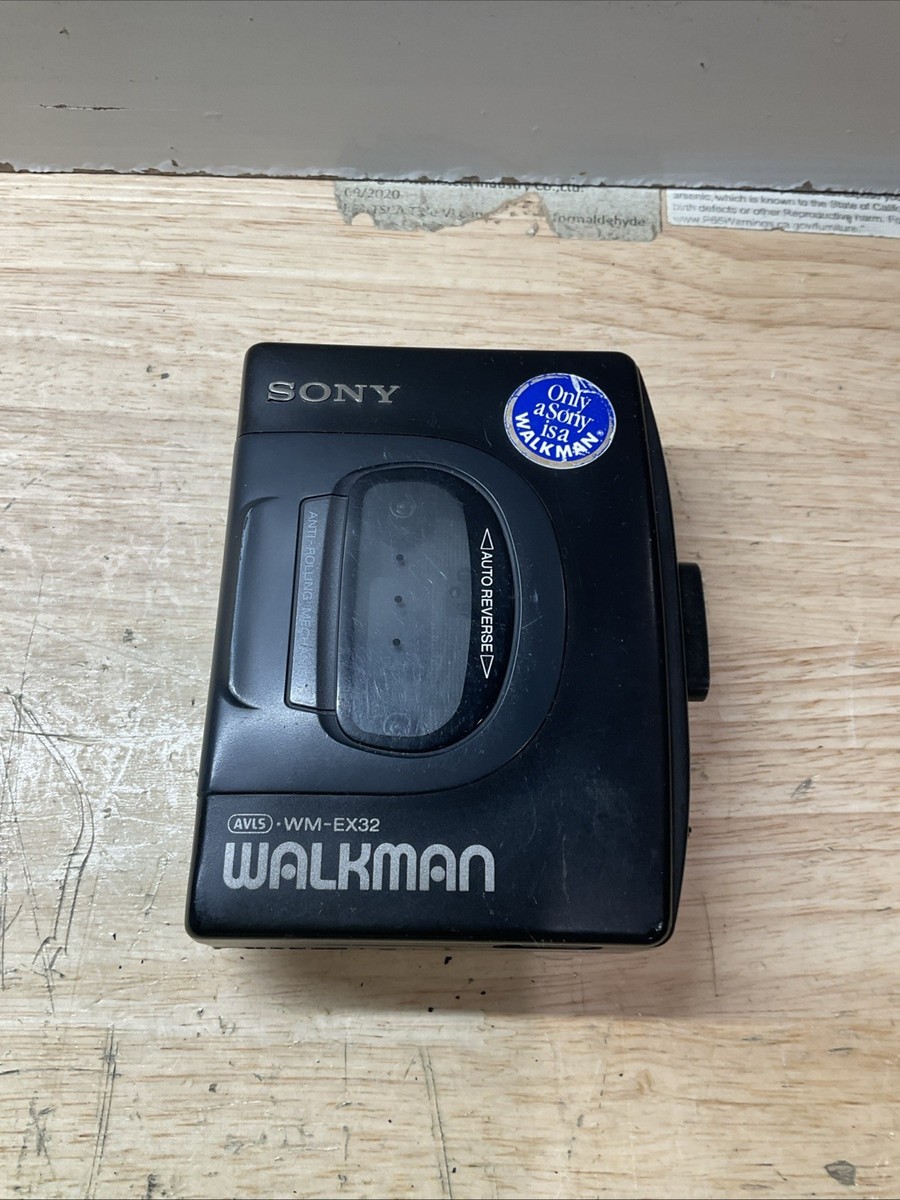Sony Walkman WM-EX32 Portable Cassette Player READ