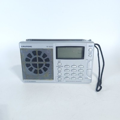 Grundig YB 300PE AM FM Portable Shortwave Radio Notice! Speaker Cover Missing