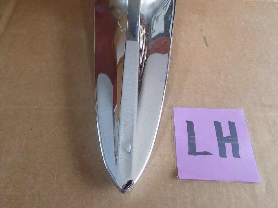 Chrysler Windsor LH 1961 cromo aleta trasera moldura retroceso luz montaje bombilla Foto 3 de 4