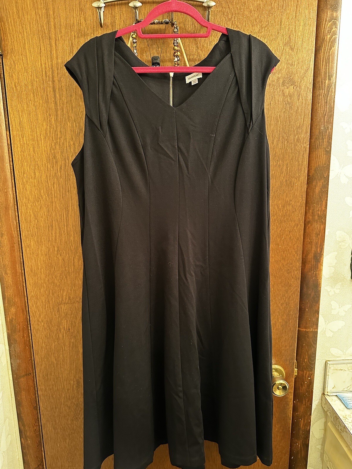 Picture 1 of 6