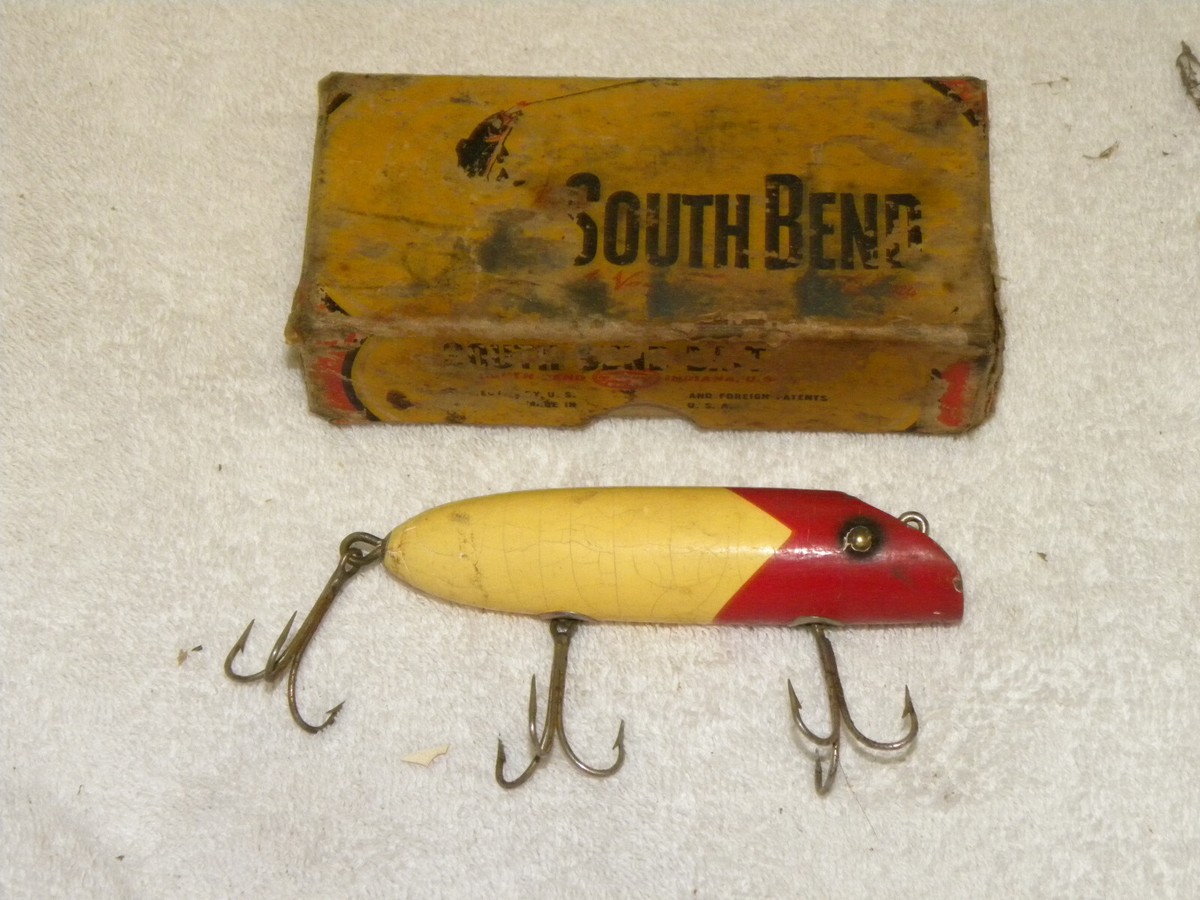 Vintage South Bend Bass Oreno No. 973 RW Red & White Lure, w/ Box