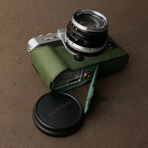 Custodia mezza fotocamera in vera pelle per XT10/ XT20/ XT30 - Foto 15 di 46