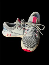 Under Armour UA Charged Vantage Girl Running Shoes Size 3.5Y Youth lite blue