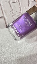Chanel Nail Polish Le Vernis 411 Magnetic Muse Purple Limited Edition ReadDesc