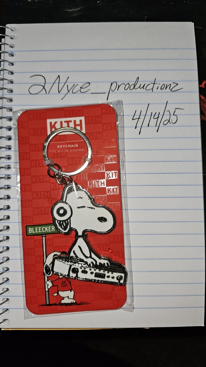 Kith X Peanuts DJ Keychain | eBay