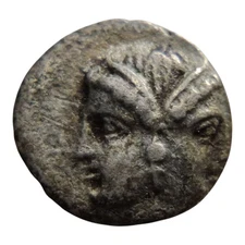 Silver Diobol of Lampsakos in Mysia.  Janiform Female Heads Athena Small Coin 7K