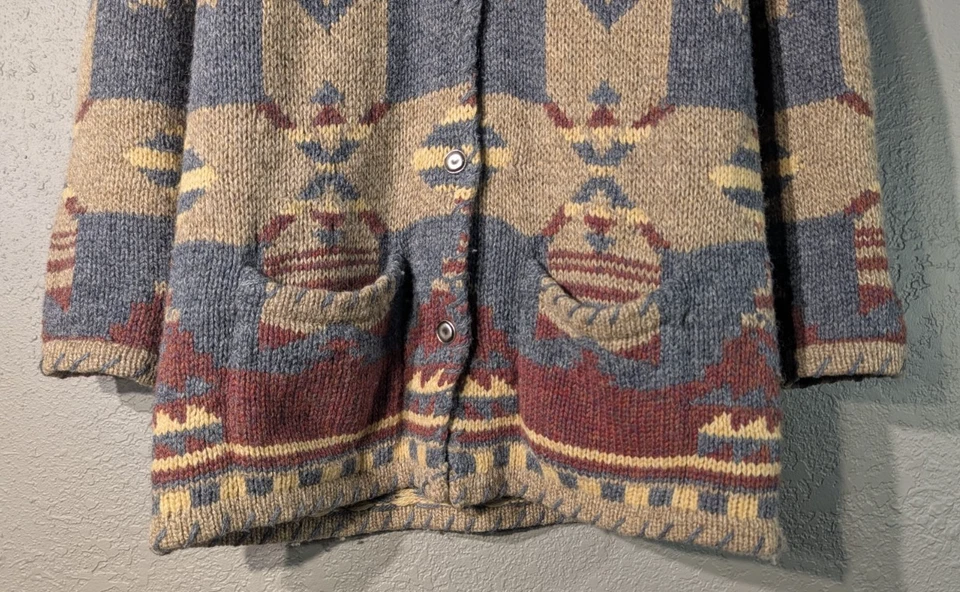 Cárdigan de punto azteca vintage Woolrich 100 % lana para mujer L con botones Foto 2 de 4