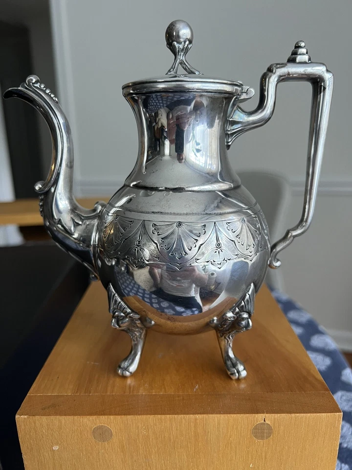 维多利亚里德和巴顿银盘茶服务 4 件 1870 年代 - 90 年代 — 第 3/4 张图片