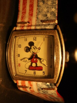 Mens Vintage Disney Seiko (SII) Mickey Mouse Watch 