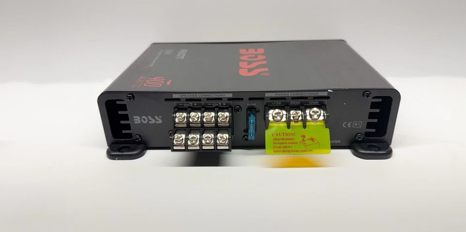 СОВЕРШЕННО новый BOSS Riot R1004 400 Вт 4-канальный усилитель никогда не использовался - открытая коробка - Изображение 3 из 4