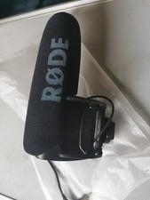 RØDE Microphones VideoMic Pro R Compact Directional on Camera Microphone