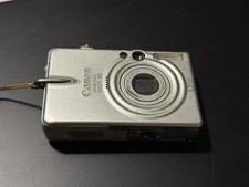 Canon IXUS 30 Digital Compact camera - as is untested for parts