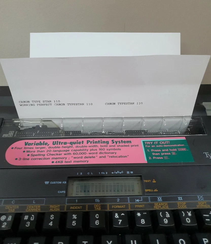 Máquina de escribir electrónica portátil Canon Typestar 110 palabra con cubierta *LEER* Foto 3 de 4