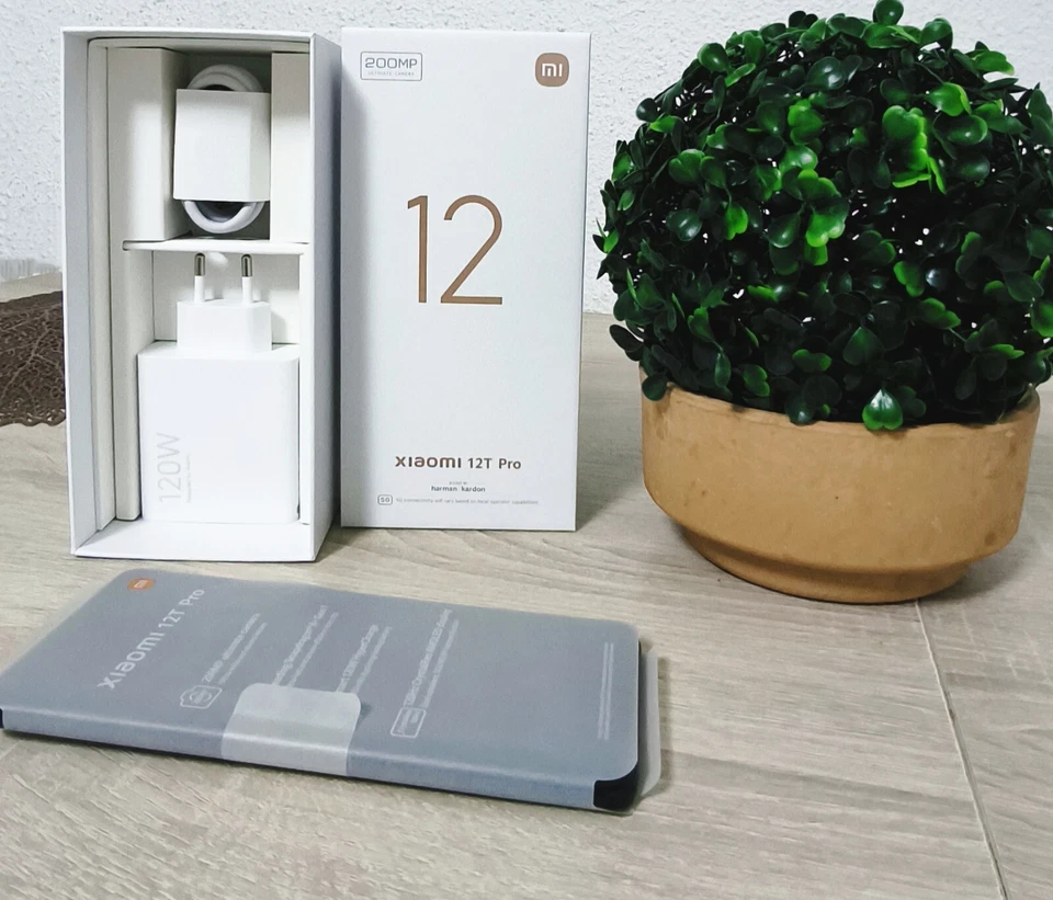 Xiaomi 12T Pro · 256GB, foto 1 de 3