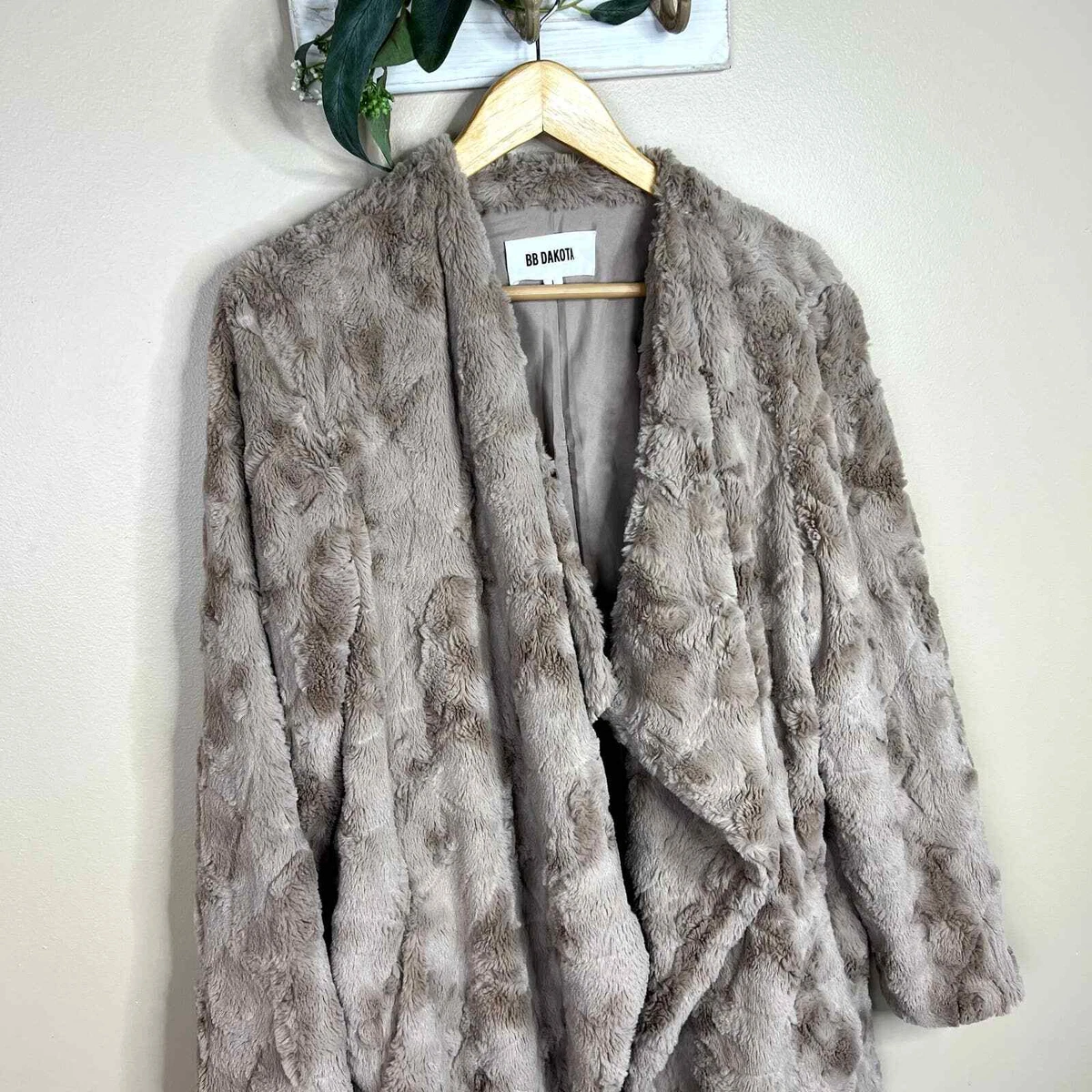 Bb dakota tucker shop faux fur jacket
