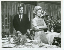 GIG YOUNG MITZI GAYNOR FOR LOVE OR MONEY ORIGINAL 8x10" PHOTO #A3916