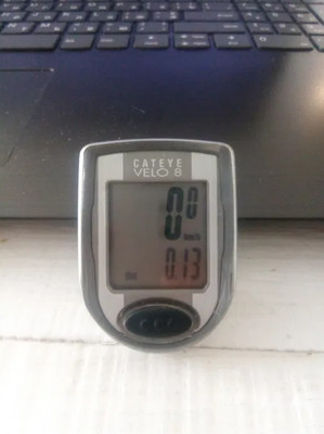 cateye velo 8 battery