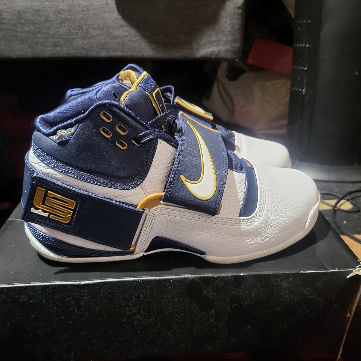 Nike LeBron Zoom Soldier 1 Think 16 25 Straight Mens Size