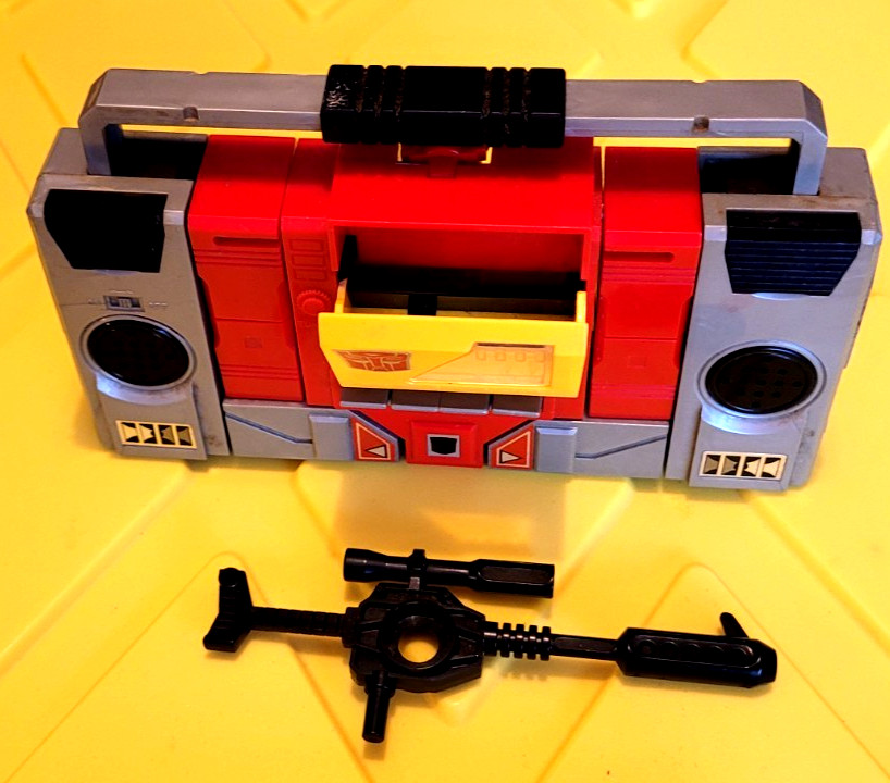 Blaster 100% Complete 1985 Vintage G1 Transformers Boombox Action Figure