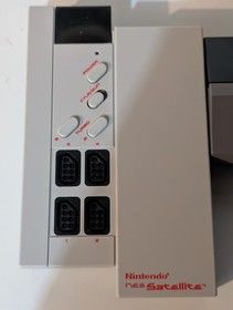 NES Satellite Remote Control Module (Nintendo | Wireless 4-Player Adapter) - 
