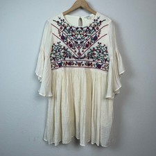 Umgee Embroidered Floral Bell Sleeve Tunic Dress Women M Cream Excellent Boho
