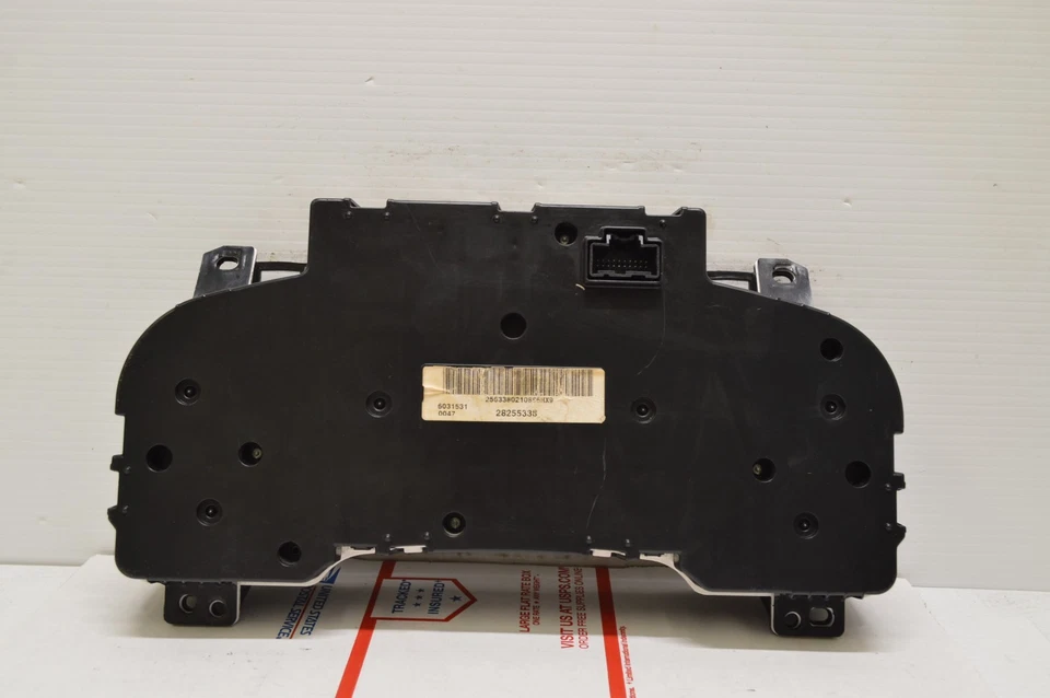 2007-2010 GMC Sierra 1500 Speedometer Instrument Cluster 202k Miles BB7 013 - Image 2 of 4